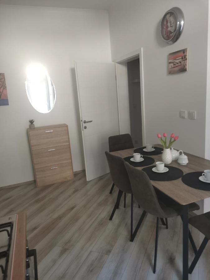 Апартаменти Studio Apartman Kristina Пула Екстер'єр фото